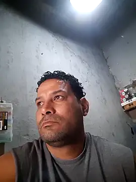 Snapshot of hecwil8 chatting on 12, 3, 2026 hecwil8 online show from 12, 3, 2026