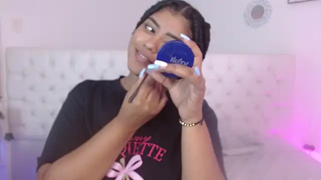 Snapshot of sharlot_evans_ chatting on 7, 1, 2026 sharlot evans online show from 7, 1, 2026