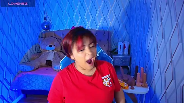 NicolleTaylor online show from 1, 2, 2026