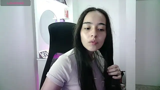Snapshot of aineangeel chatting on 6, 6, 2026 aineangeel online show from 6, 6, 2026