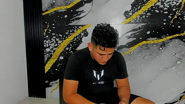 Snapshot of sweethot___ chatting on 22, 9, 2025 sweethot online show from 22, 9, 2025