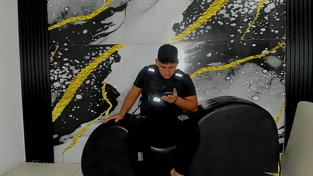 Snapshot of sweethot___ chatting on 25, 9, 2025 sweethot online show from 25, 9, 2025