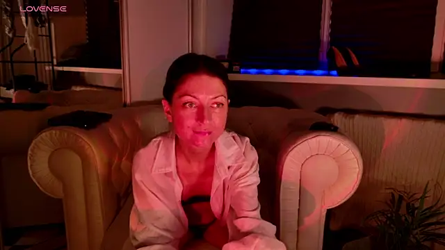 Your Little Milf online show from 30, 3, 2026