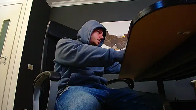 JoshKnights online show from 6, 3, 2025