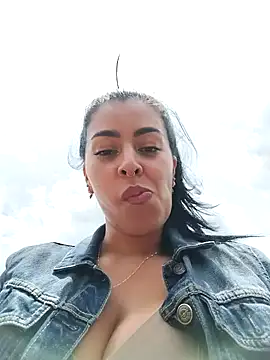 Emily Wane online show from 26, 9, 2025