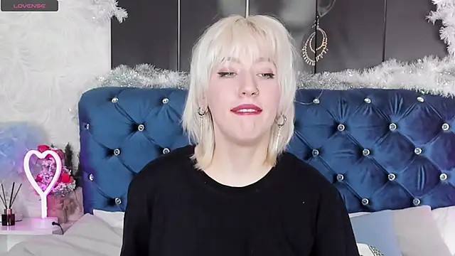 Snapshot of RachelCart chatting on 14, 1, 2025 RachelCart online show from 14, 1, 2025