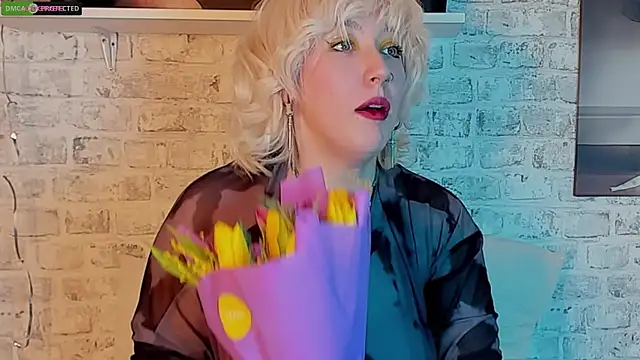 Snapshot of RachelCart chatting on 8, 3, 2025 RachelCart online show from 8, 3, 2025