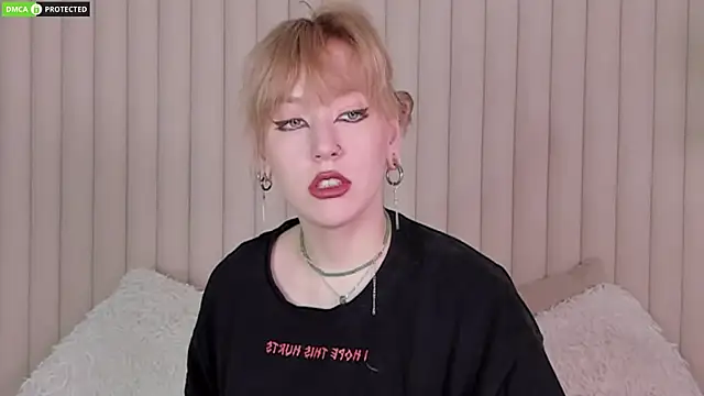 Snapshot of RachelCart chatting on 11, 10, 2025 RachelCart online show from 11, 10, 2025