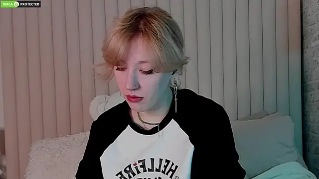 Snapshot of RachelCart chatting on 18, 11, 2025 RachelCart online show from 18, 11, 2025