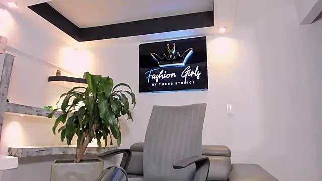 AnaRuiz online show from 22, 11, 2025