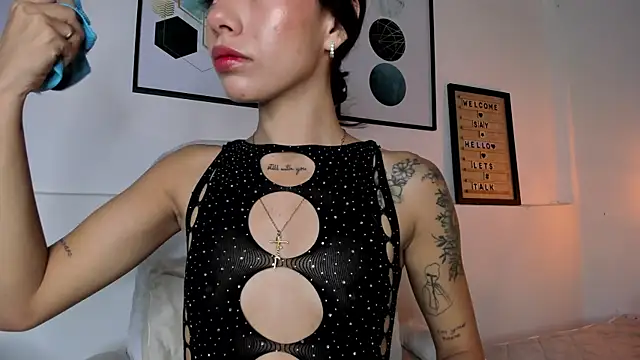 Snapshot of amysc chatting on 19, 12, 2025 amysc online show from 19, 12, 2025