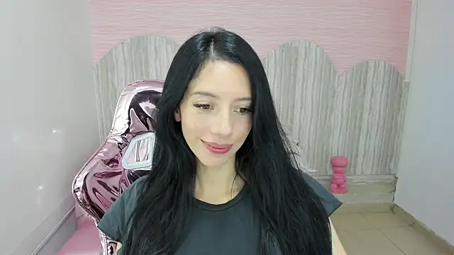Snapshot of jess_1a chatting on 18, 12, 2024 jess 1a online show from 18, 12, 2024