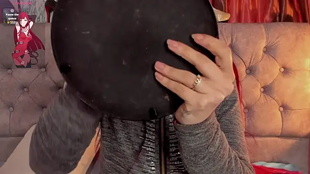  Scarlett 01 online show from 4, 11, 2025