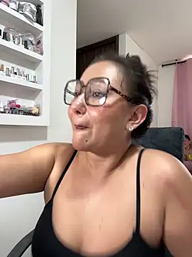 Victoria-Harper online show from 6, 2, 2025