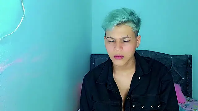 Liamscott  online show from 22, 1, 2025