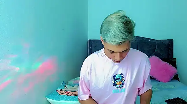 Liamscott  online show from 5, 2, 2025