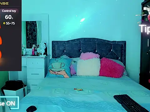 Liamscott  online show from 10, 3, 2025