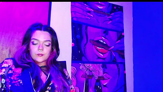 Snapshot of purple_em69 chatting on 10, 7, 2026 purple em69 online show from 10, 7, 2026