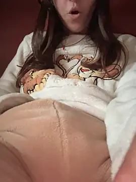 Snapshot of rossana99_ chatting on 5, 1, 2025 rossana99 online show from 5, 1, 2025