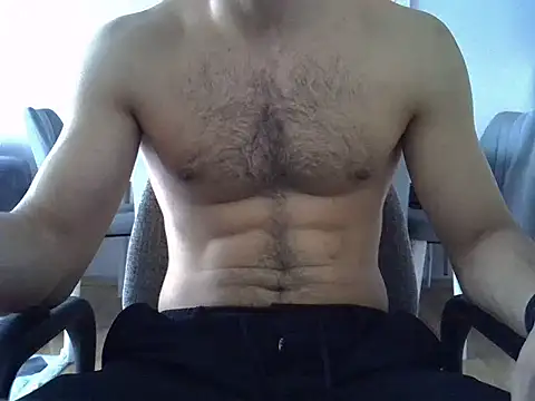 Snapshot of Muscularbomb chatting on 14, 11, 2025 Muscularbomb online show from 14, 11, 2025