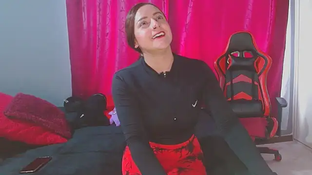 Noamartin  online show from 27, 2, 2025