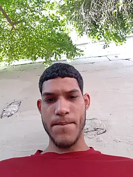 Snapshot of tanned_boy chatting on 2, 1, 2025 tanned boy online show from 2, 1, 2025