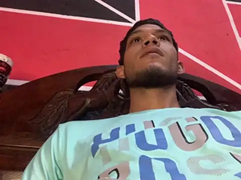 tanned boy online show from 17, 5, 2026