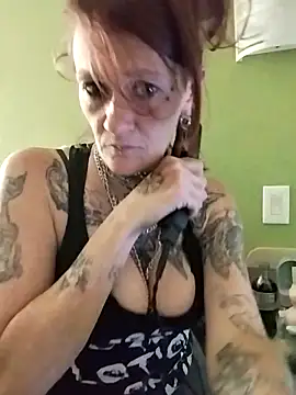 renegade vyxxen online show from 11, 3, 2025