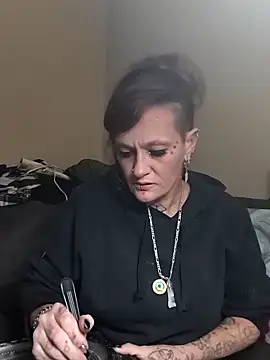 renegade vyxxen online show from 3, 12, 2025