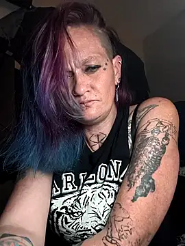 renegade vyxxen online show from 7, 1, 2026