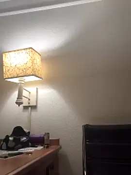 Snapshot of renegade_vyxxen chatting on 31, 3, 2026 renegade vyxxen online show from 31, 3, 2026