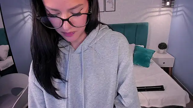 Snapshot of katherin_smith_ chatting on 7, 12, 2024 katherin smith online show from 7, 12, 2024