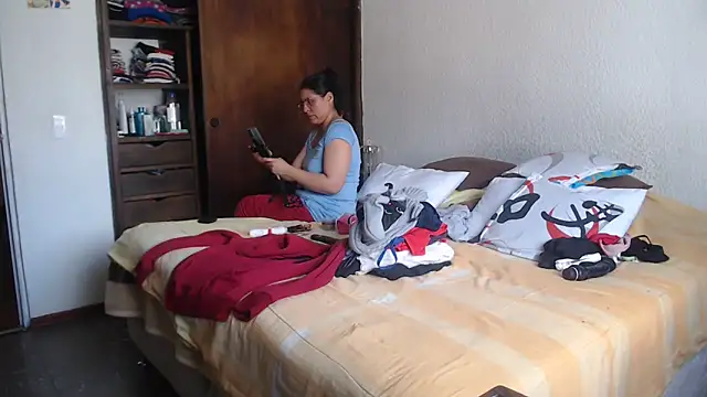 Snapshot of LucifernandaSw chatting on 6, 2, 2025 LucifernandaSw online show from 6, 2, 2025