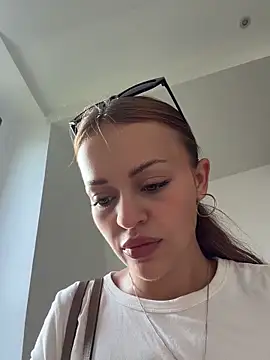 AngelinaTeller online show from 25, 2, 2026