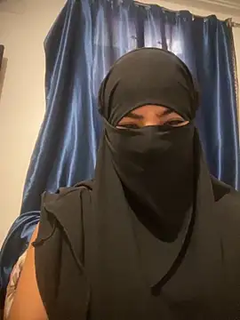 Snapshot of Hijabi_HotGirls chatting on 22, 10, 2025 Hijabi HotGirls online show from 22, 10, 2025