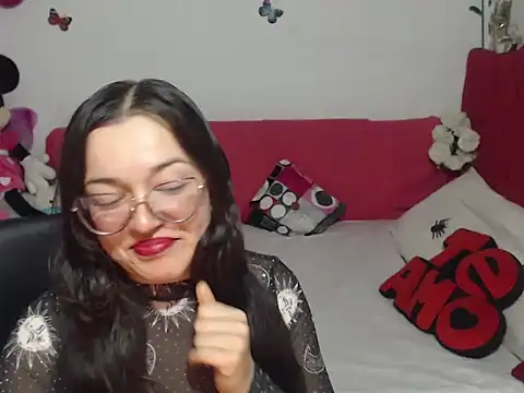 Angela 18honey online show from 29, 10, 2025