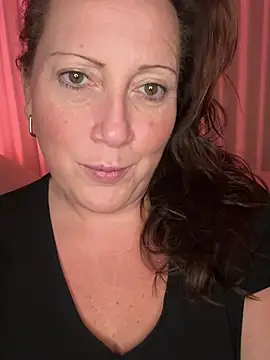 xsexycurvymilf online show from 20, 1, 2025