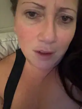 xsexycurvymilf online show from 1, 2, 2025