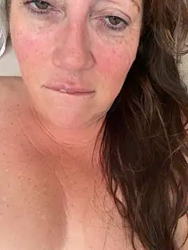xsexycurvymilf online show from 24, 5, 2026