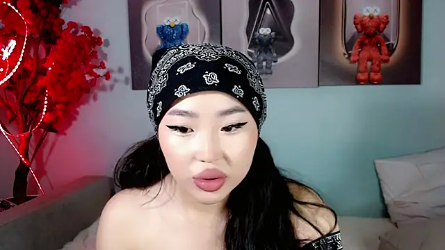 Snapshot of ichiben chatting on 24, 12, 2024 ichiben online show from 24, 12, 2024