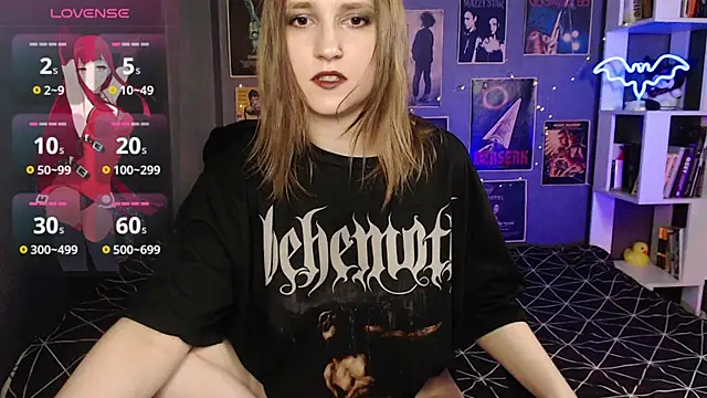 Snapshot of Viper_kiss chatting on 24, 4, 2026 Viper kiss online show from 24, 4, 2026