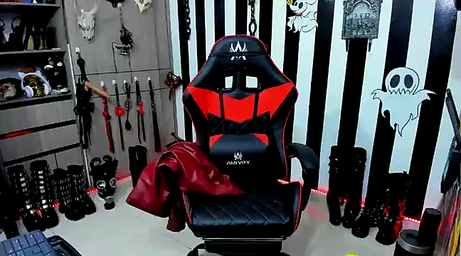 Snapshot of daven56 chatting on 5, 12, 2024 daven56 online show from 5, 12, 2024