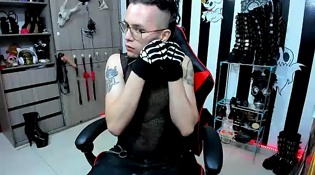 Snapshot of daven56 chatting on 14, 1, 2025 daven56 online show from 14, 1, 2025