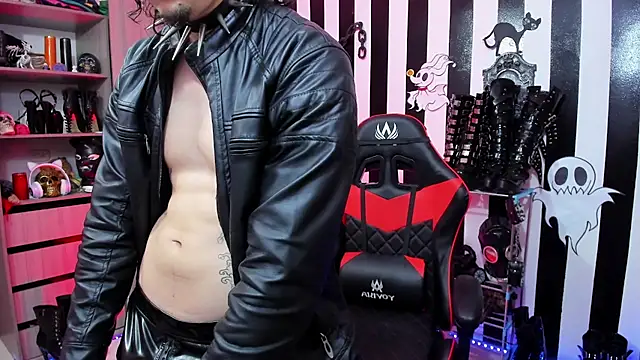 Snapshot of daven56 chatting on 17, 3, 2025 daven56 online show from 17, 3, 2025