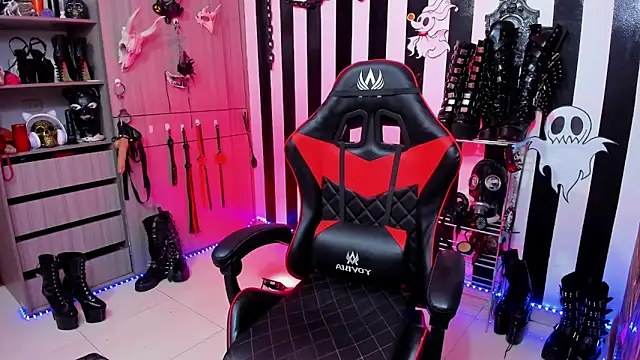 Snapshot of daven56 chatting on 19, 3, 2025 daven56 online show from 19, 3, 2025