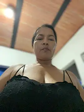 Snapshot of Jlo_69 chatting on 7, 4, 2026 Jlo 69 online show from 7, 4, 2026