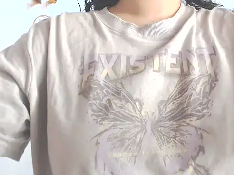 Snapshot of Amara18_ chatting on 15, 12, 2024 Amara18 online show from 15, 12, 2024