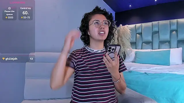 Amareto  online show from 3, 2, 2025