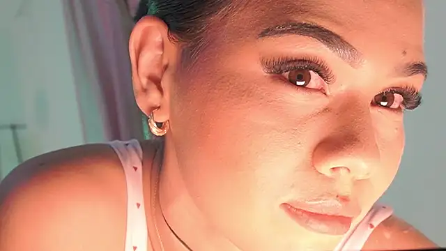 Snapshot of SakuraKato chatting on 12, 4, 2026 SakuraKato online show from 12, 4, 2026