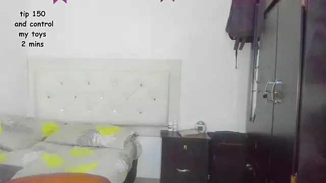 aphrodites ass online show from 16, 12, 2025